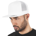 Blanc - Pack Shot - Yupoong - Casquette trucker FLEXFIT CLASSIC